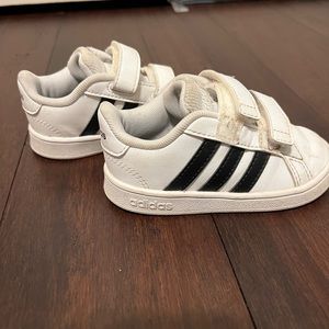 Adidas tennis shoes - toddler - size 6